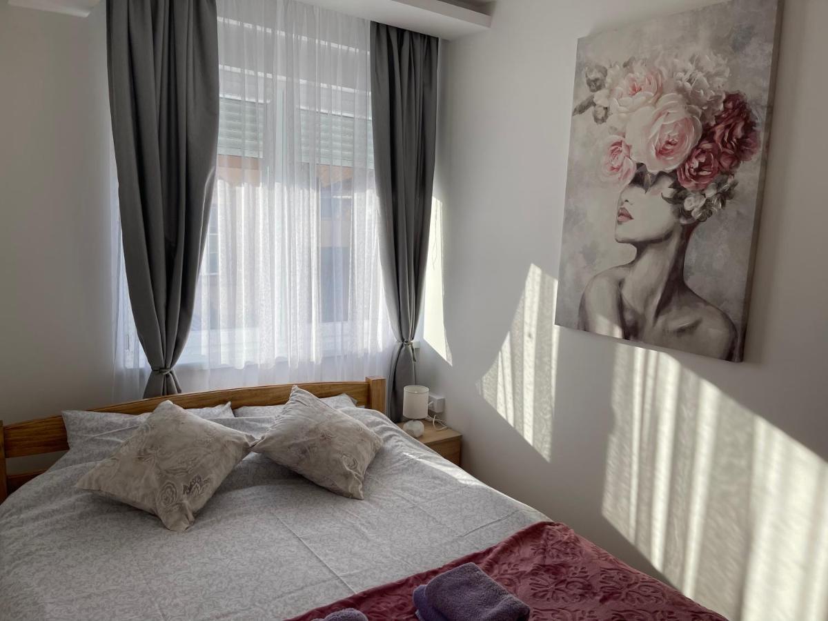 Apartman Mdb Subotica Buitenkant foto