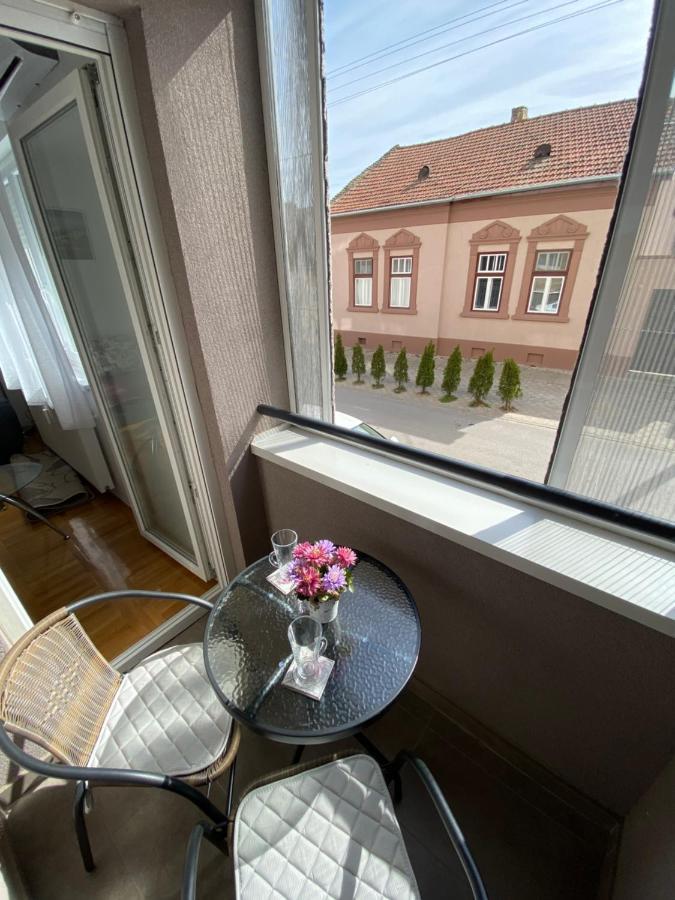 Apartman Mdb Subotica Buitenkant foto